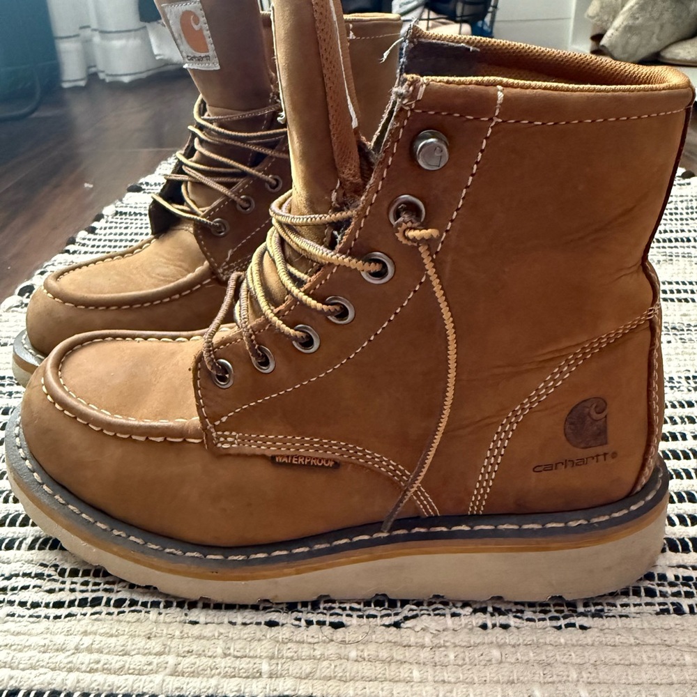 Carhartt Women’s Tan Lace Up Boots